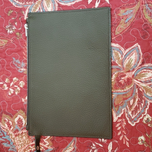 EUC- All Saints Pebbled Leather Zippered Wristlet/Pouch - Picture 6 of 7